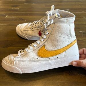 Nike Blazers Mid Lace Up Sneakers Leather Yellow Red Swoosh Mens 6 1/2 Custom